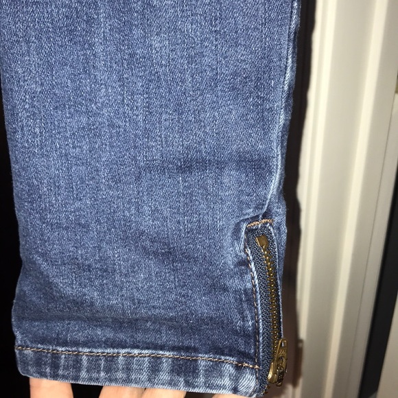 Stretchy Super Skinny Jeans - Picture 3 of 7